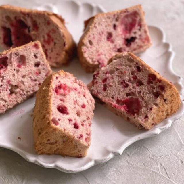 ★6月限定　鮮やかでみずみずしい！ピンクのラズベリーシフォンケーキ