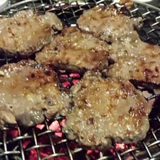 牛タン焼きとアヒージョ