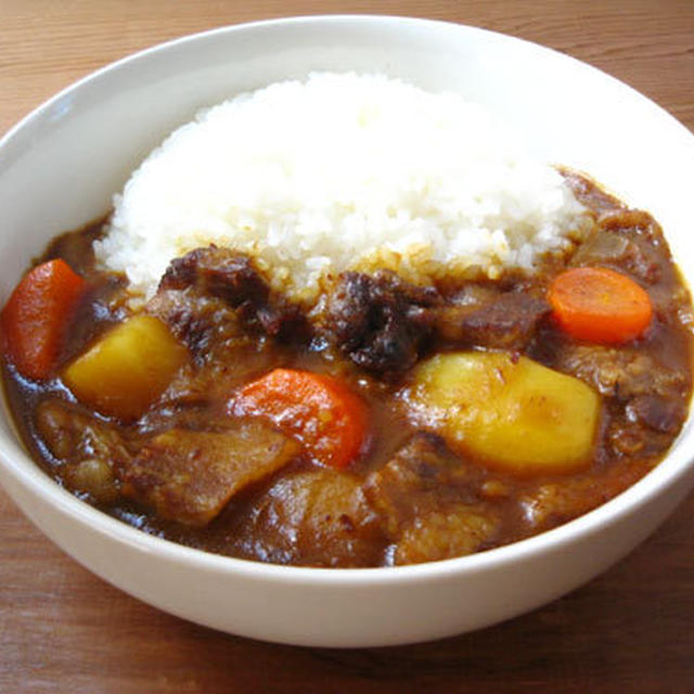 牛すじカレー