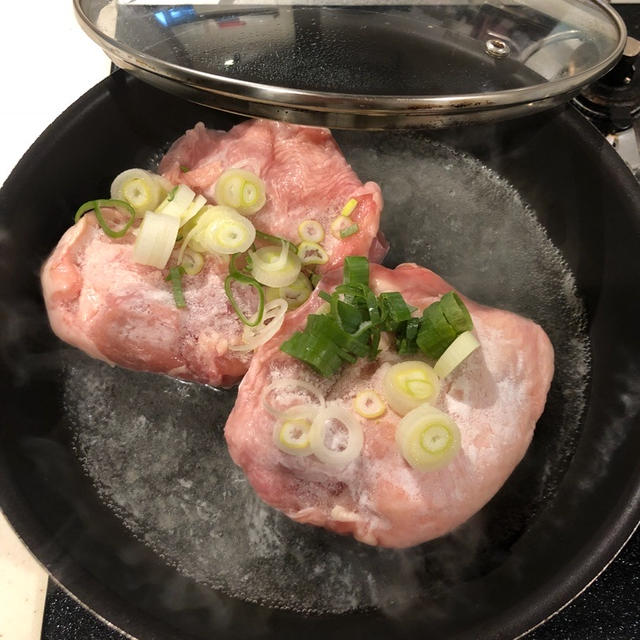 お弁当です「ハイナンチキンライス弁当」