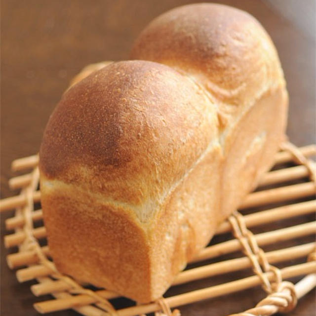 ヅラ食パン（笑）　　自家製酵母のミルク食パン