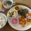 ワンプレートに収まらない(T_T)色々のおかずのお昼ご飯