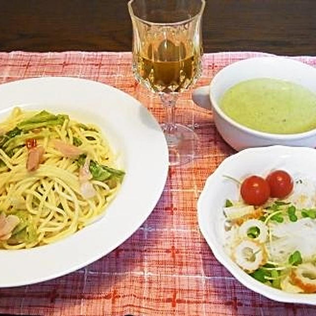 　キャベツとベーコンのパスタ&半額豆苗でポタージュ