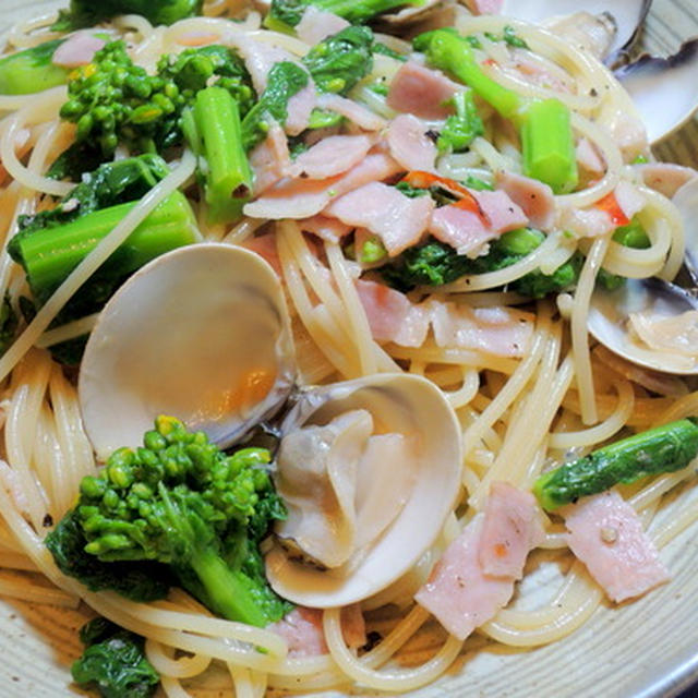 ハマグリと菜の花とベーコンでひな祭りパスタ♡