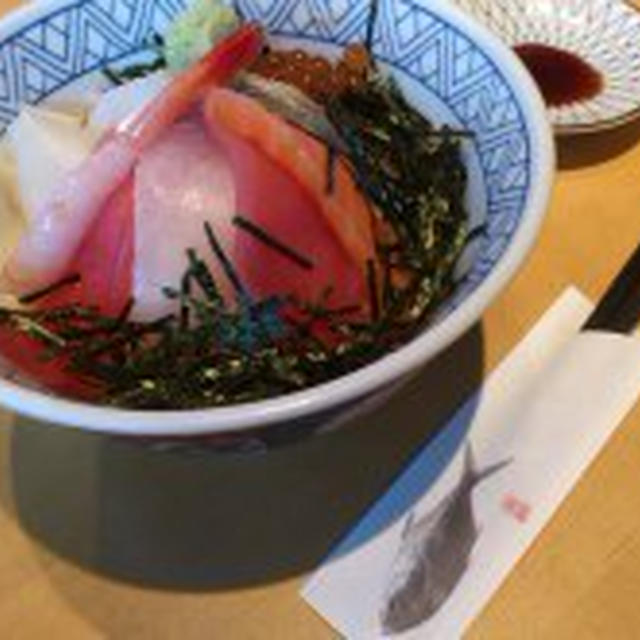 8/28 お刺身丼ランチ