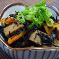 高野豆腐とひじきの煮物