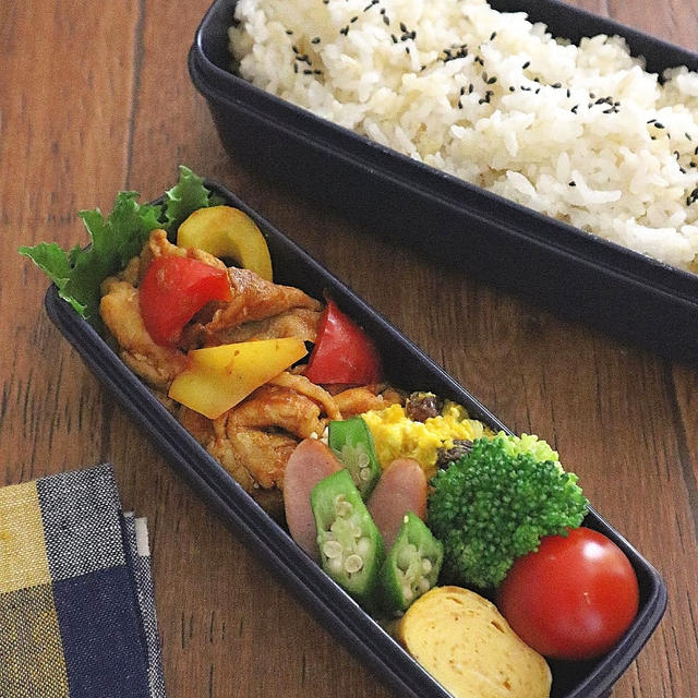 豚肉とパプリカのカレーケチャ弁当♪