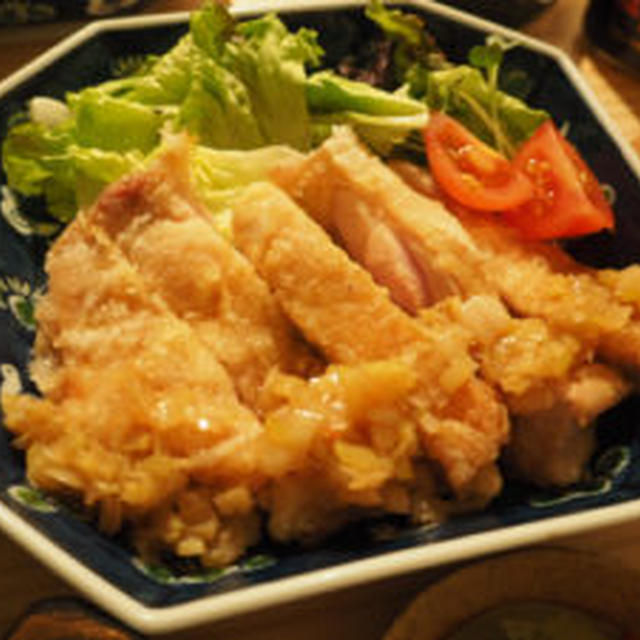 【レシピ】簡単におうちで作れる！美味しいタレでさっぱりと食べる油淋鶏の作り方