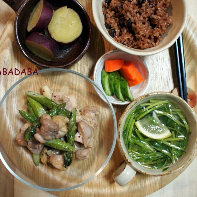 【クックパッドニュース掲載!】鶏もも肉とアスパラのマヨしょうゆマスタード炒め