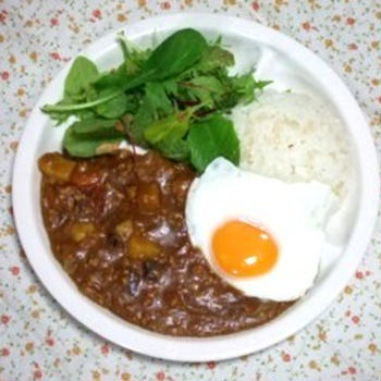 野菜たっぷりカレ−