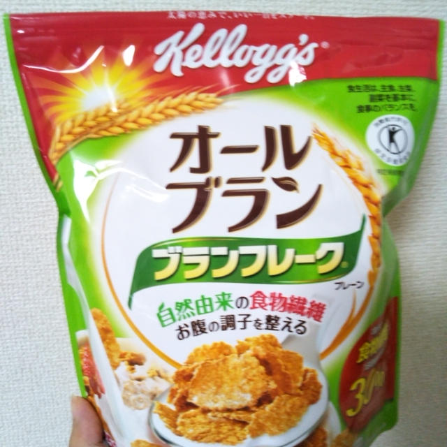ケロッグ オールブラン☆朝ごはんはフルーツを加えたオールブラン〜ワタシ スッキリ プログラム