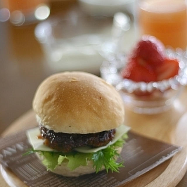 ハンバーガーの朝ごはん