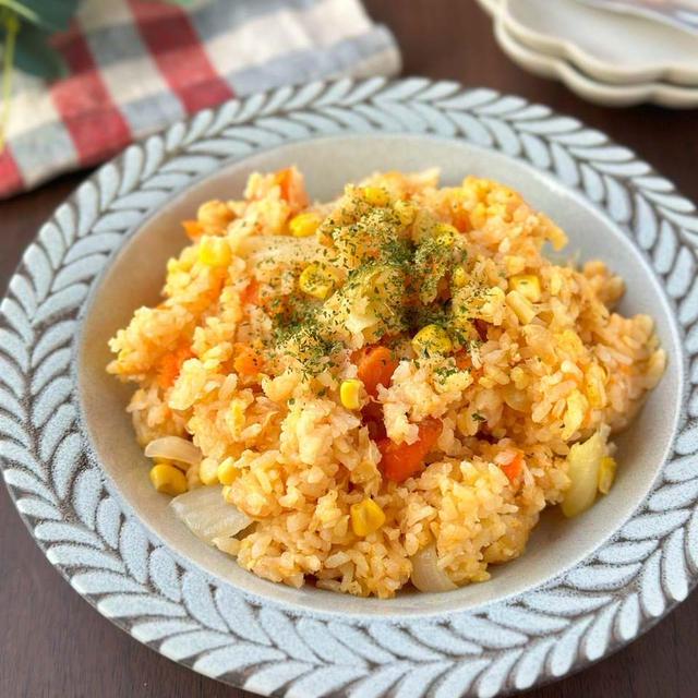炊飯器で豪快に作る☆子供達が喜ぶカレーツナピラフ