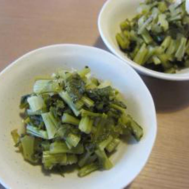 【スパイスアンバサダー】カブの葉のレモンバジルペパ―ソテー♪黒ごま食パン♪