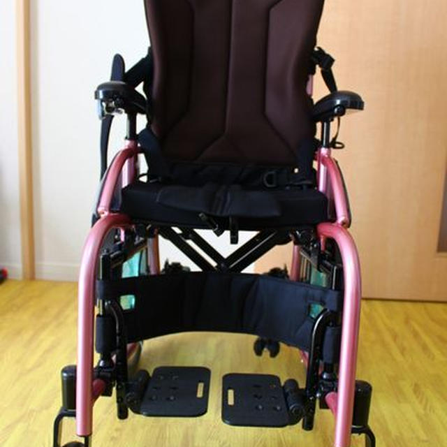 【長女：レット症候群】学校用車いす