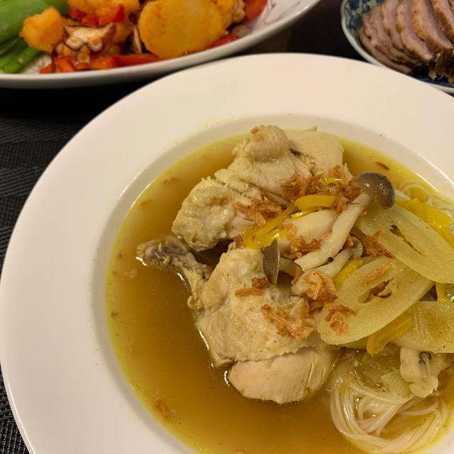【今日の夕飯】ソトアヤーム（丸鶏スープ）★お酢を使ったレシピ