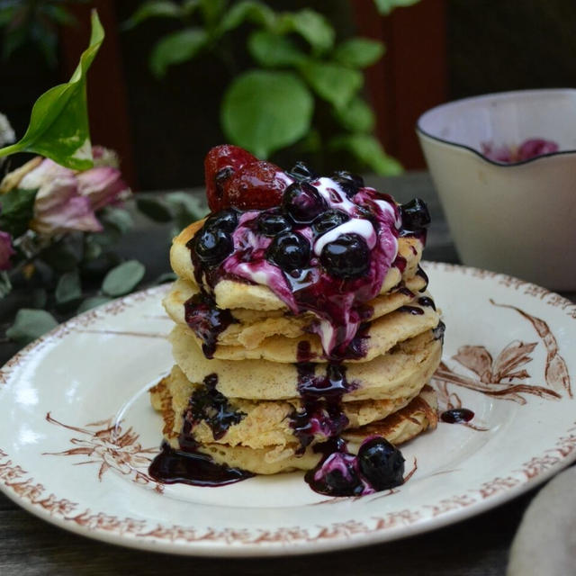 Oatmeal and Rice Flour Pancakes オートミールと米粉のパンケーキ