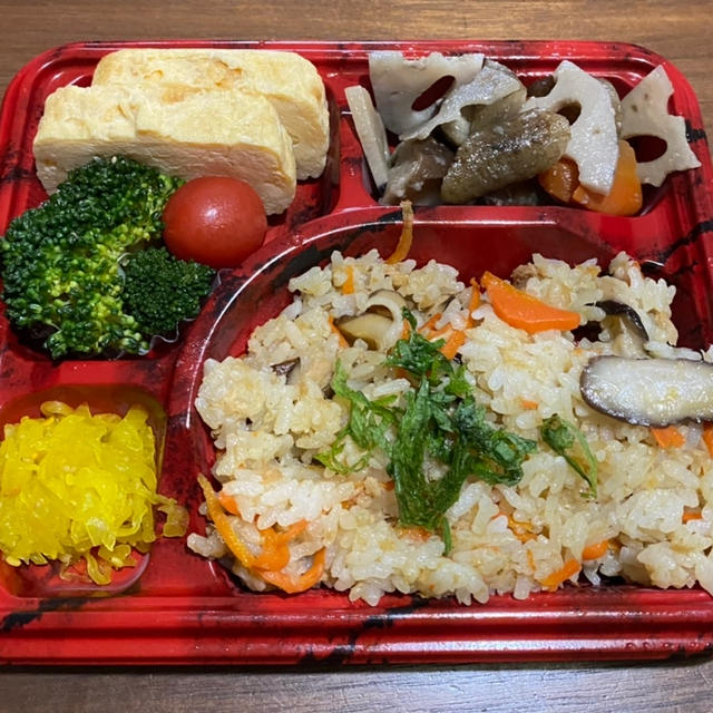 お弁当・・・