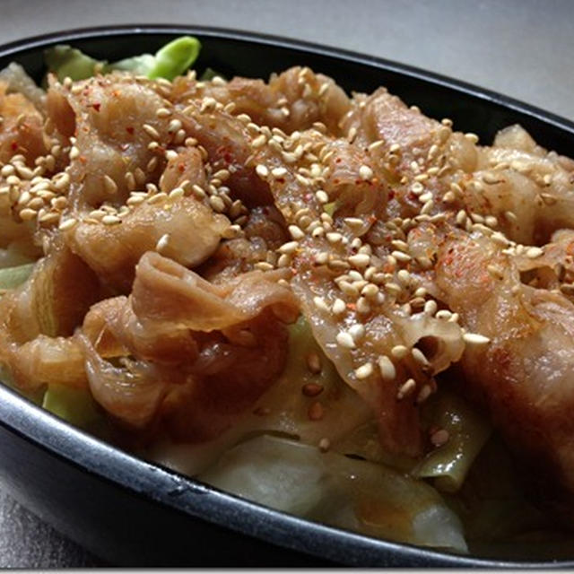 最近ハマっている料理法で、NHKあさイチ紹介の「しょうが豚の甘辛焼き丼」のそっくりさん