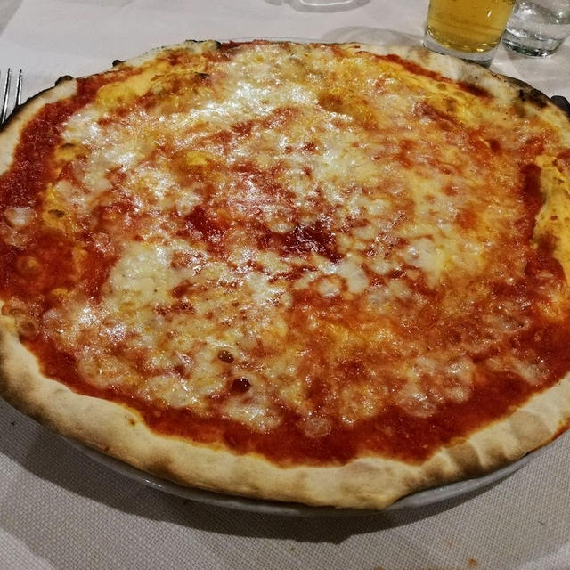 ピザはジャンクフードじゃない！おいしくヘルシーに食べるには？