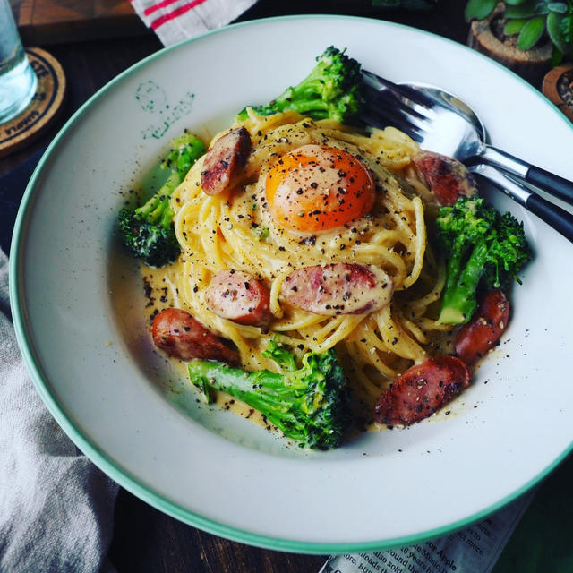 パスタレシピ色々～❤️と、週末のゆったりランチに♪ブロッコリーとウインナーの和風カルボナーラ❤️