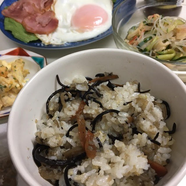 4/12 寝るから昼ご飯らしいです