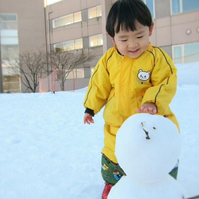 雪遊び