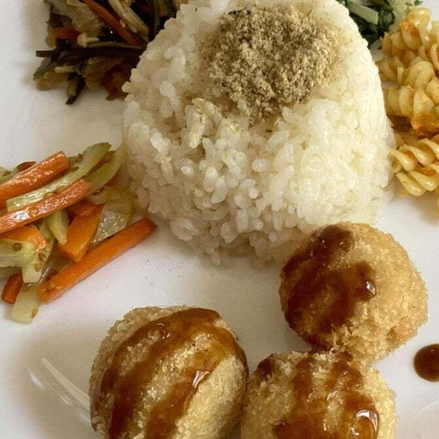 コロコロコロッケランチ