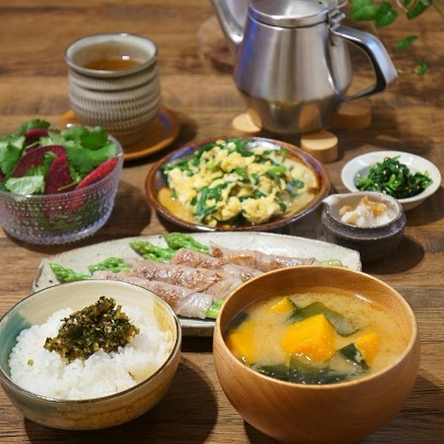 アスパラの豚肉巻きなど