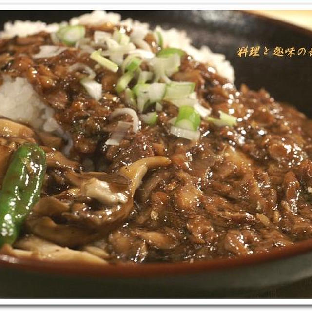 《或る日の晩ご飯》秋刀魚と葱の甘辛フレークご飯／焼肉他。