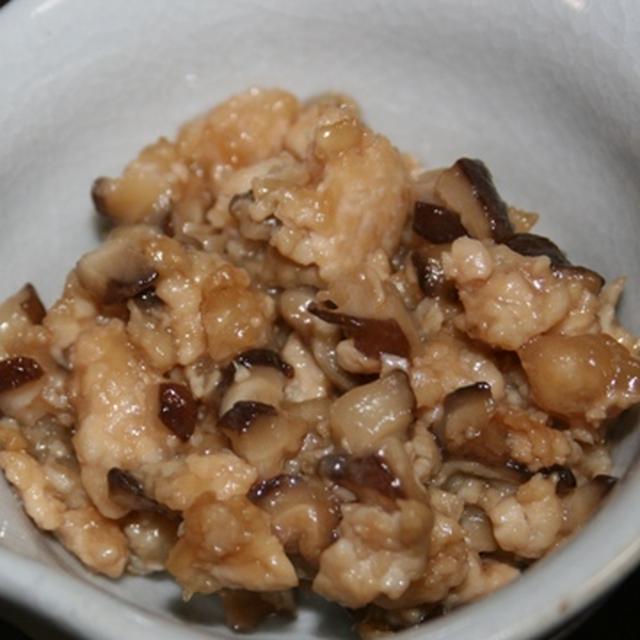 6月2日　　鶏肉と椎茸の そぼろ