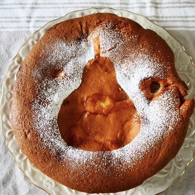 さくっ、ほろっ、クリーミーなラフランスのケーキ