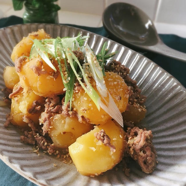 くらしのアンテナ＊じゃがいもと豚ひき肉のごま味噌煮＊/と…あれこれ。