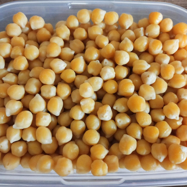 初めてひよこ豆煮てみました＼(^o^)／大成功♪
