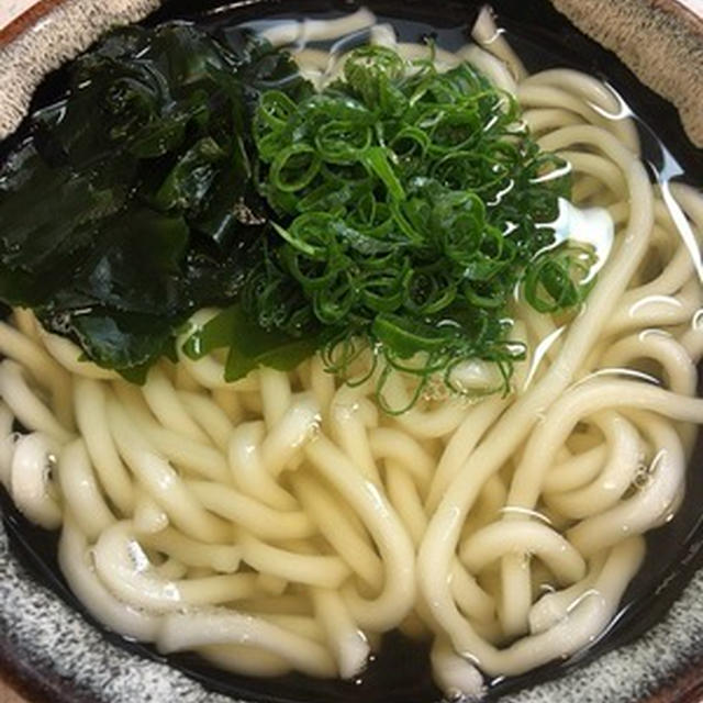 最初の料理はやっぱり「うどん」