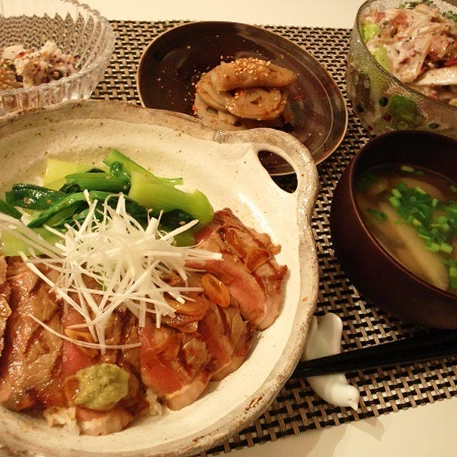 ステーキ丼とか