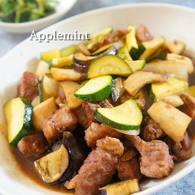 コストコビーフと夏野菜のバルサミコソース炒め