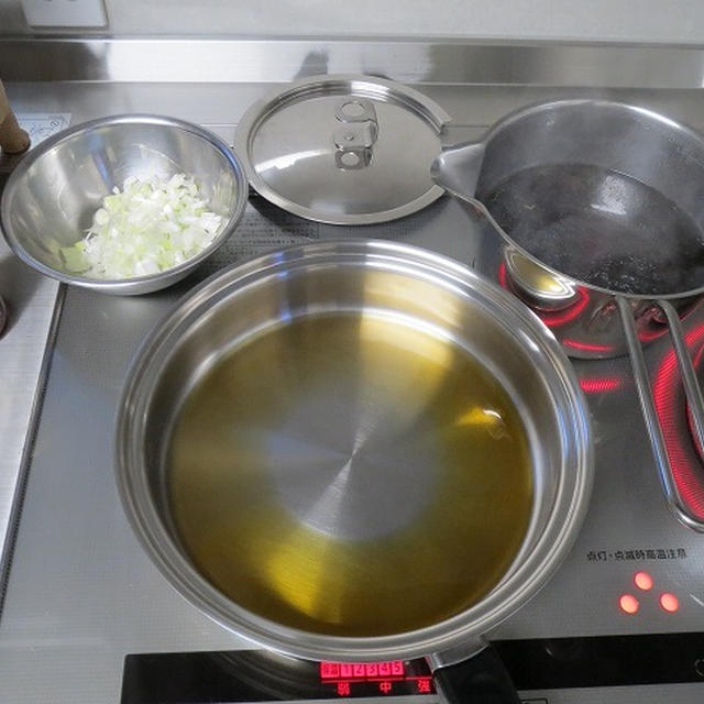 うどん屋さんが作る、片手間ラーメン♪