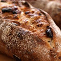 クランベリーとクルミの自家製酵母パン