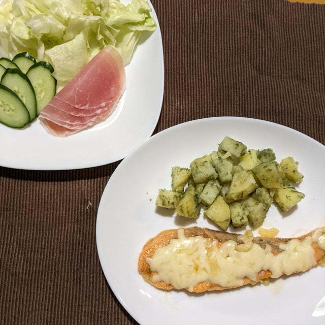 おうちごはん　〜サーモンのチーズ焼き〜