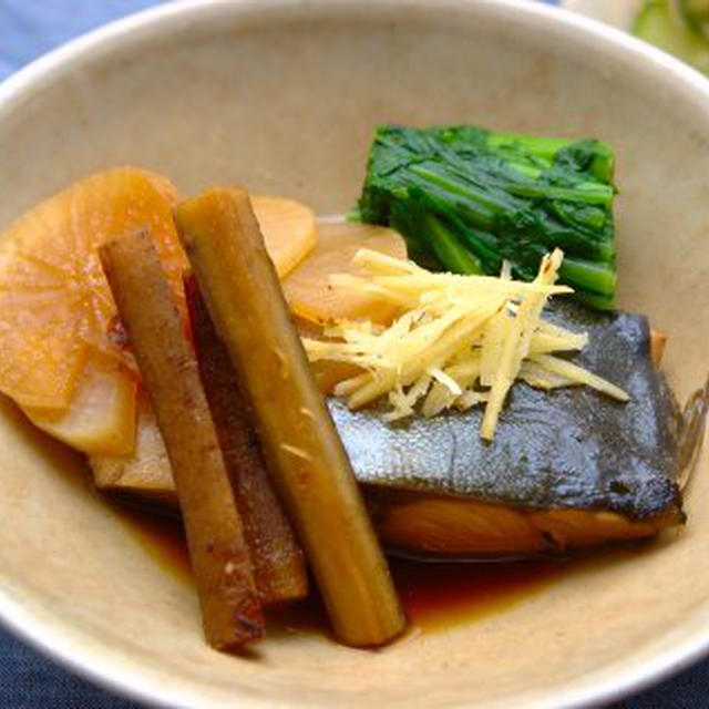 イナダと大根の煮物