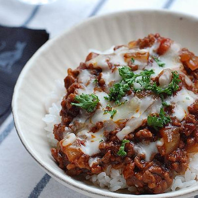 忙しい日にお勧め♬簡単丸めないハンバーグ丼