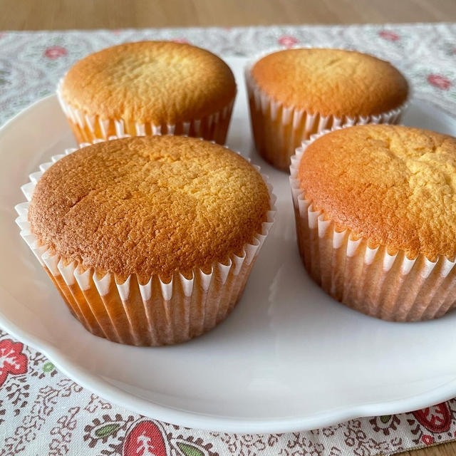 ふわっと軽〜いカップケーキ、チョコカップシフォン