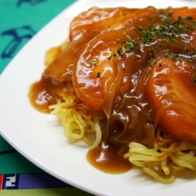 バルサミコで後引く美味しさ♪イタリアン風トマトあんかけ焼きそば☆☆