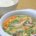 台風でお疲れ〜の晩ご飯は、ぴかぴかの新米に宮崎産乾しいたけと水菜の具だくさんスープ。