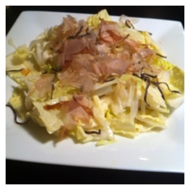 白菜と新玉ねぎのマヨぽんサラダ