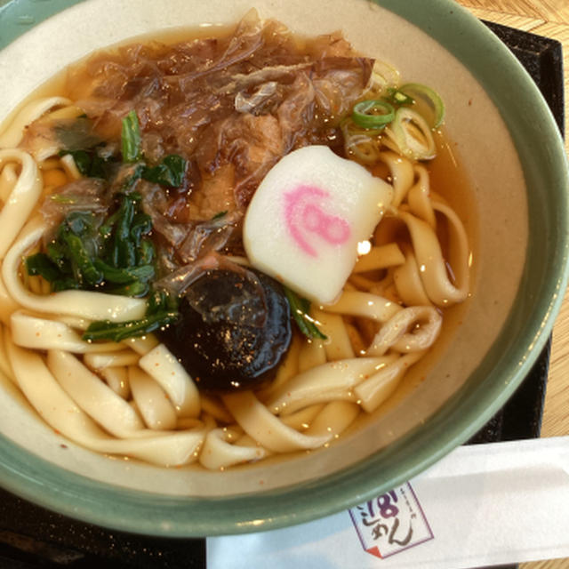 「宮きしめん」「コメダ珈琲」名古屋めしのランチ