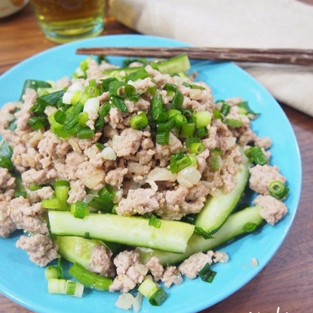 【正月明けに！さっぱり！野菜もとれる！簡単１０分肉味噌きゅうり♪】