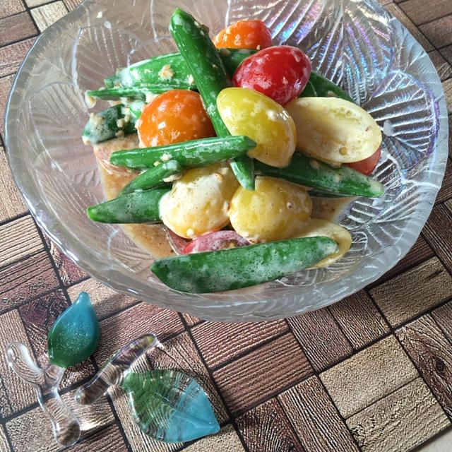 [副菜]箸が止まんない！スナップエンドウとミニトマトのごまマヨサラダ