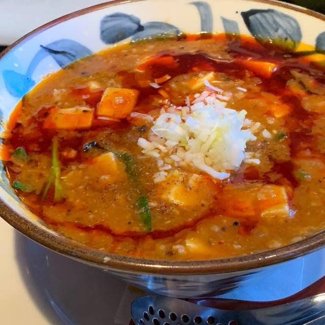 三宝茶楼で旨辛らーめん　全とろ麻婆麺　坦々麺　海老餃子でランチランチ